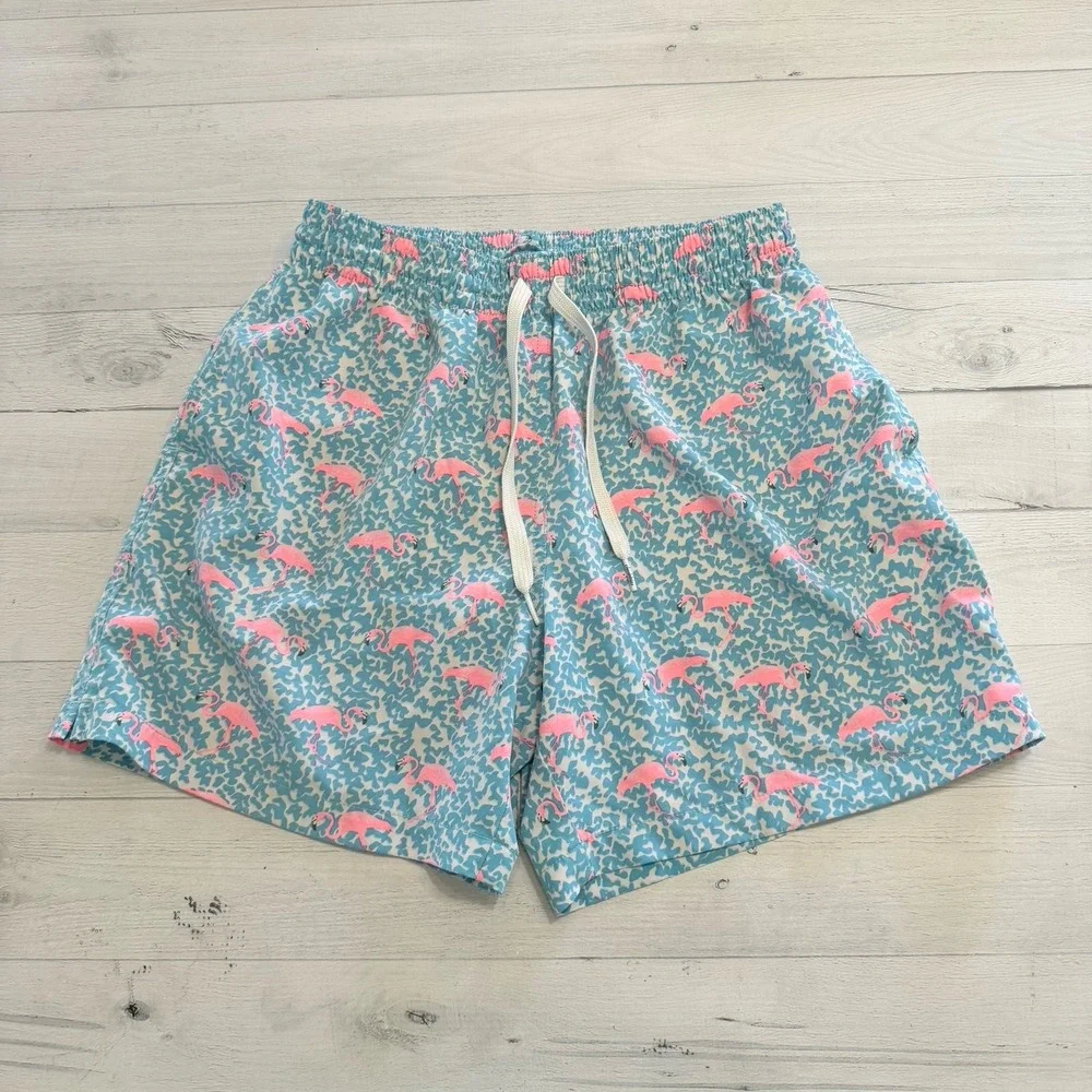 Chubbies men's blue pink flamingo swim trunks swim shorts men's  small‎